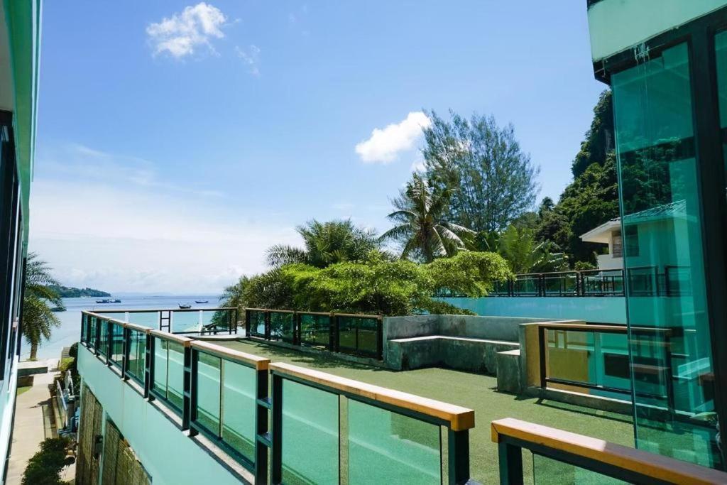 Phi Phi Nice Beach Hotel Hip Exterior foto